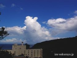 100716cloud02